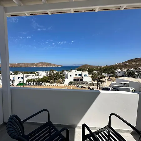Danа̃e Sun&sea Livadi (Serifos)