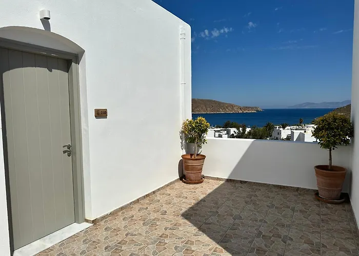 Danа̃e Sun&sea * Livadi (Serifos)